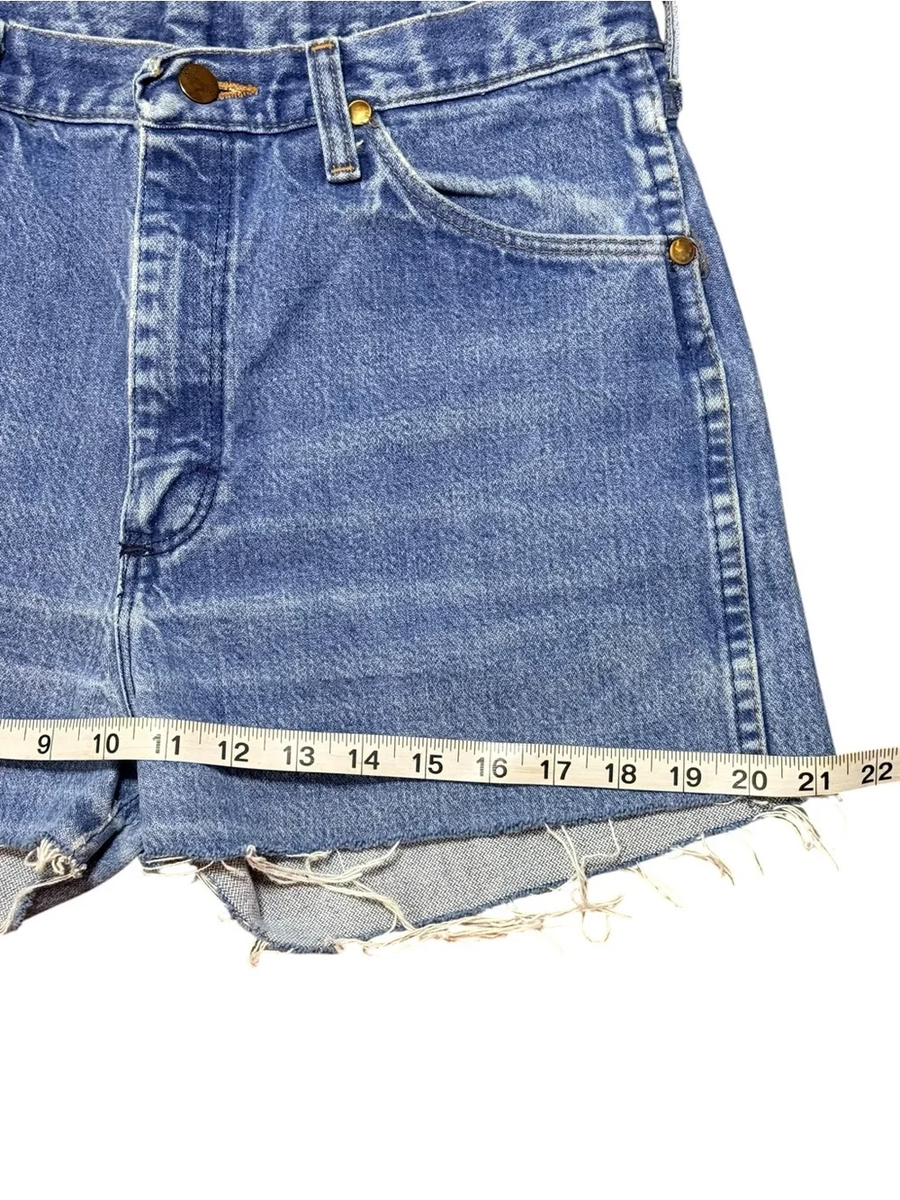 Vintage Wrangler High Rise Cutoff Shorts Distressed Size 13/14 🇺🇸